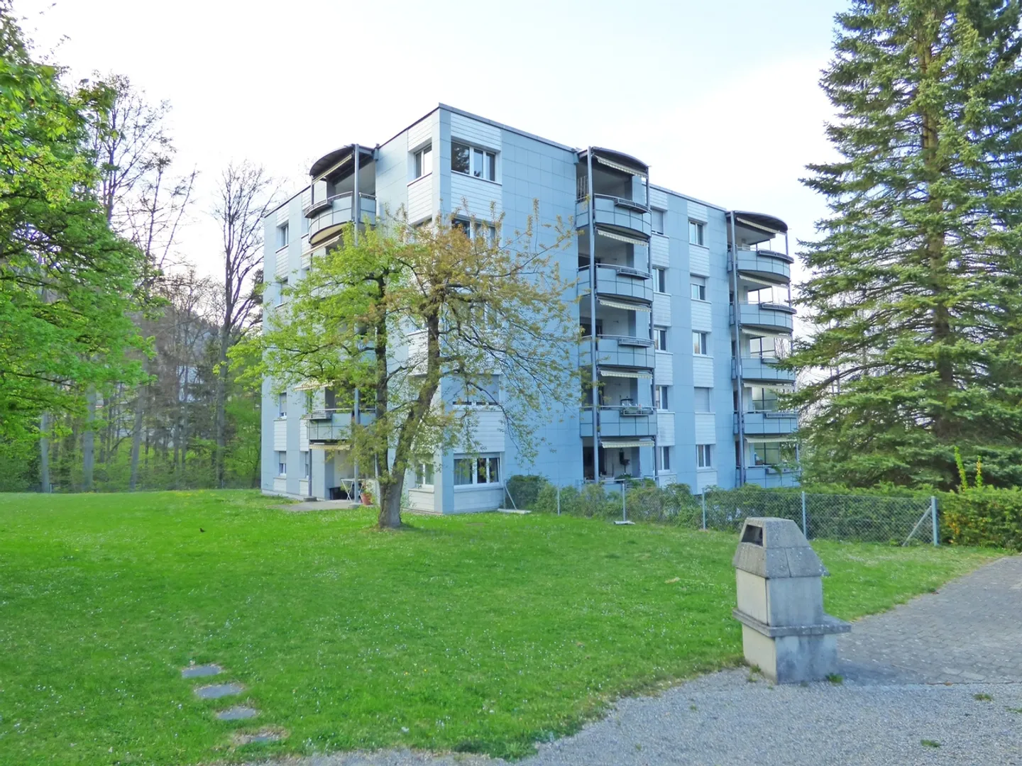 Bright apartment in a green location! - Photo 2 of 7