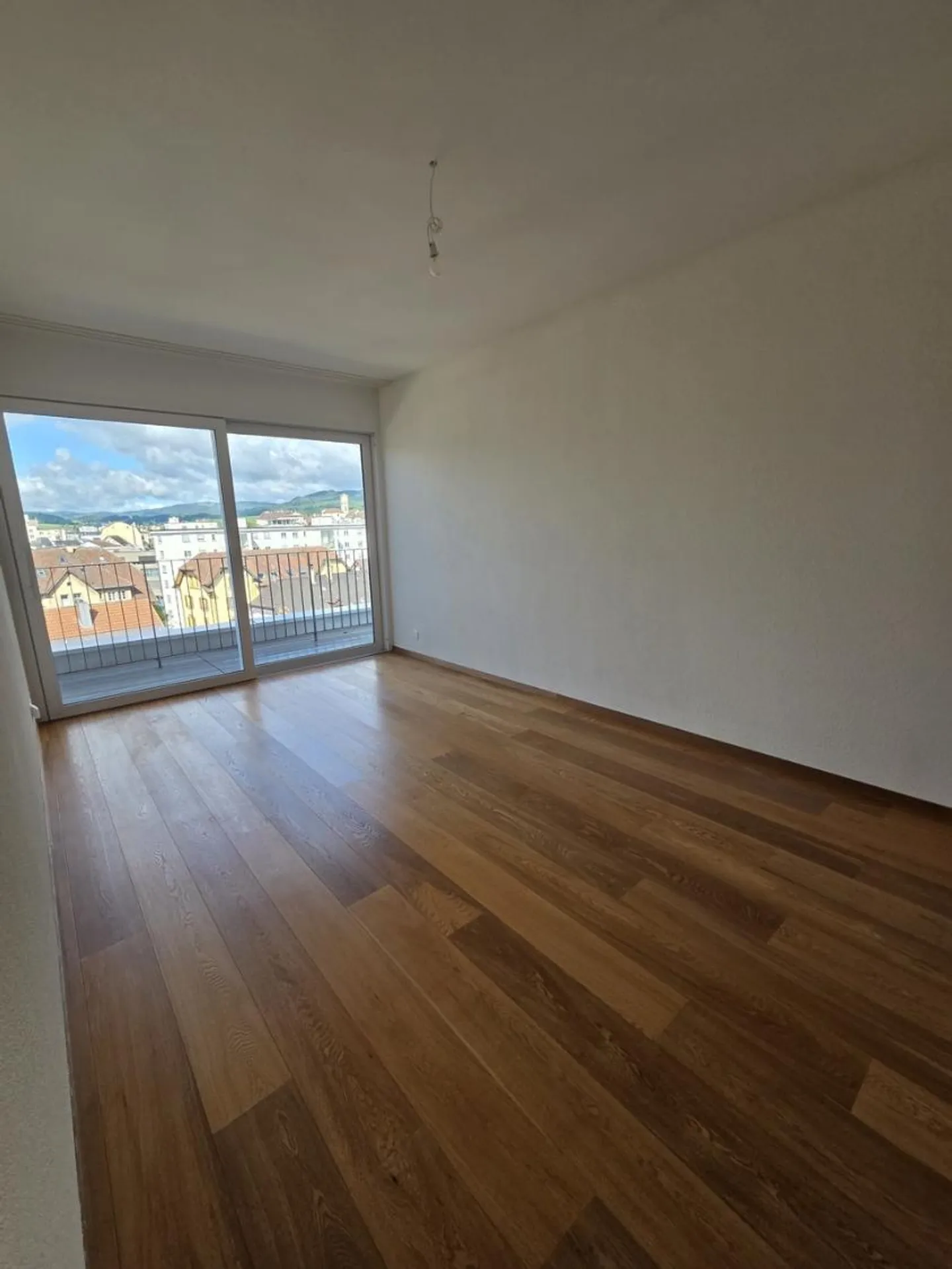 Appartamento eccezionale al 6° piano con vista mozzafiato su Delémont - Foto 13 di 13