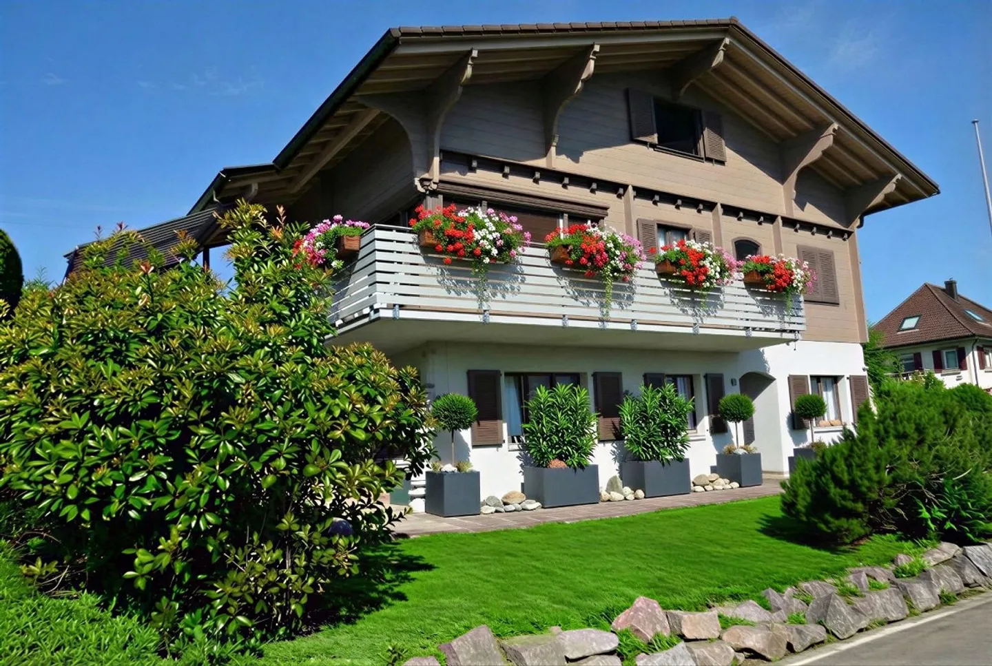 Einfamilienhaus an sehr ruhiger Lage mit Blick auf den Hallwilersee - Photo 1 sur 16