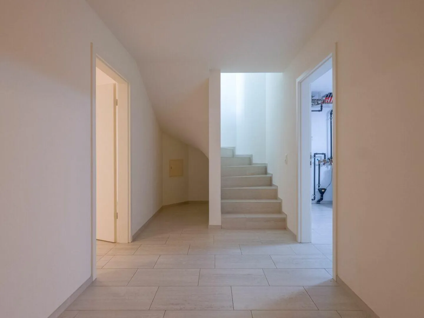 Maison d'angle moderne de 4,5 pièces avec beaucoup d'espace - Photo 10 sur 13