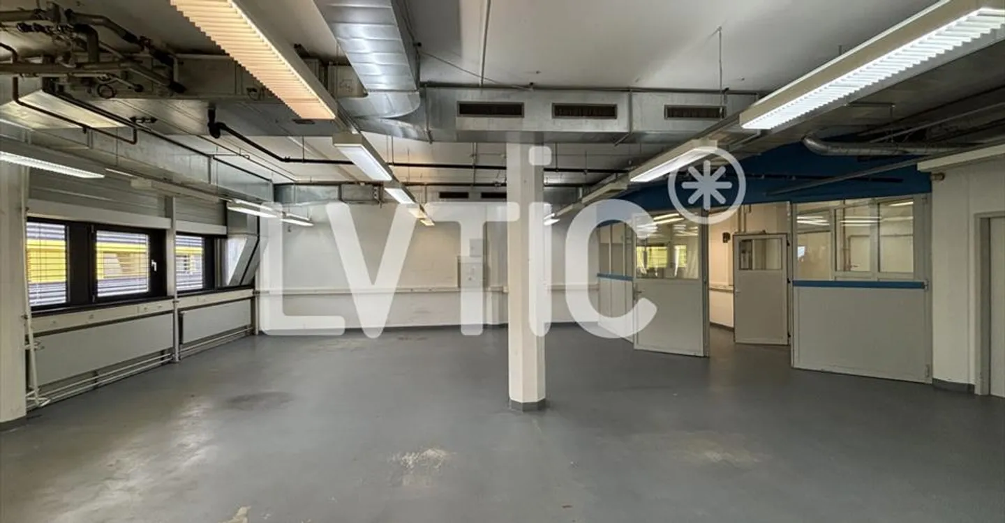 Spazio ufficio in affitto - Foto 7 di 7