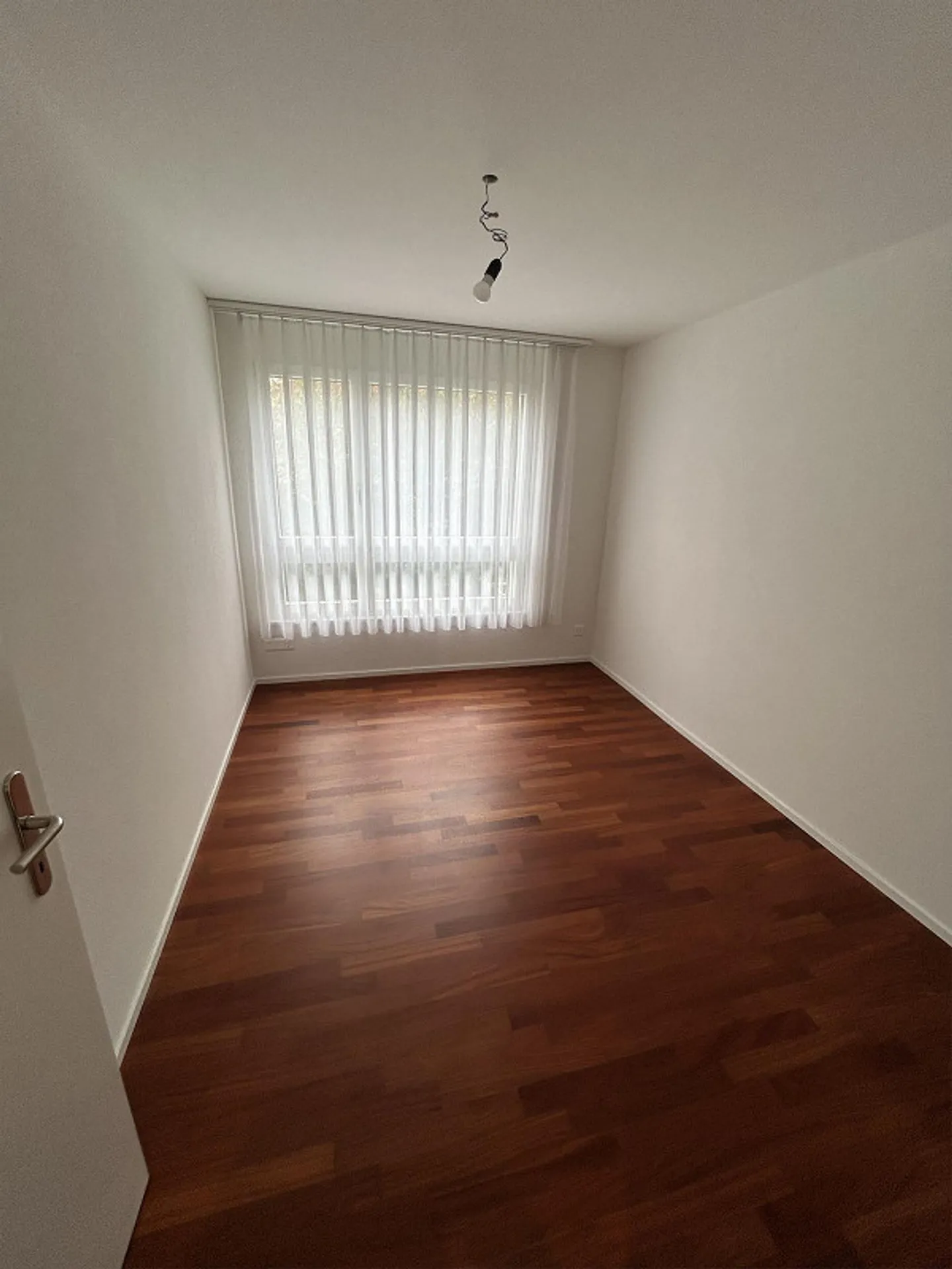 Grosszügige 5.5-Zimmer Wohnung in Ibach - Foto 3 von 17