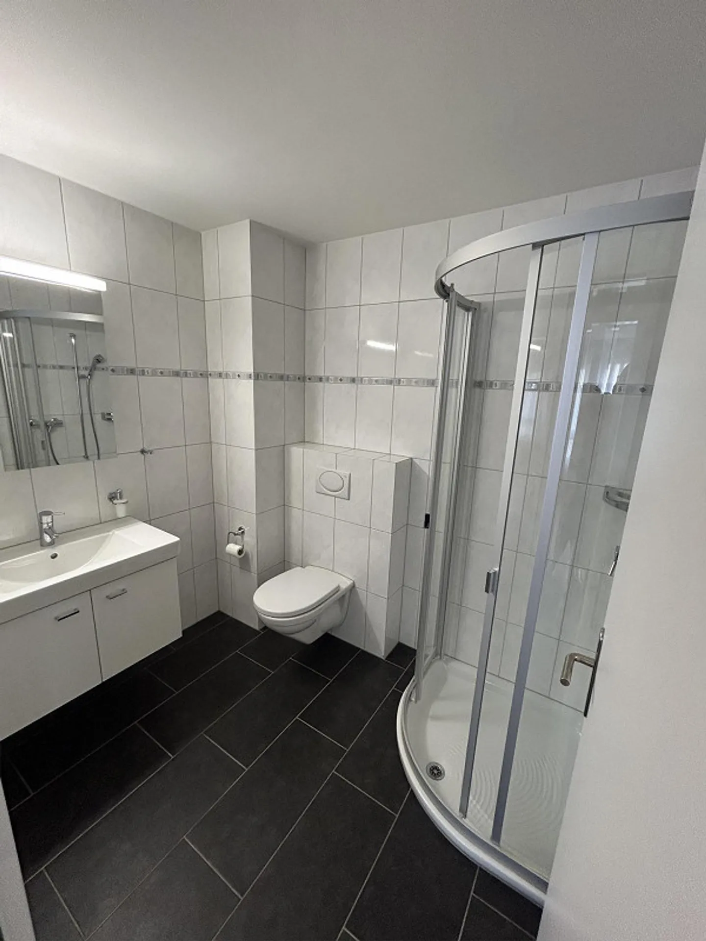 Grosszügige 5.5-Zimmer Wohnung in Ibach - Foto 9 von 17