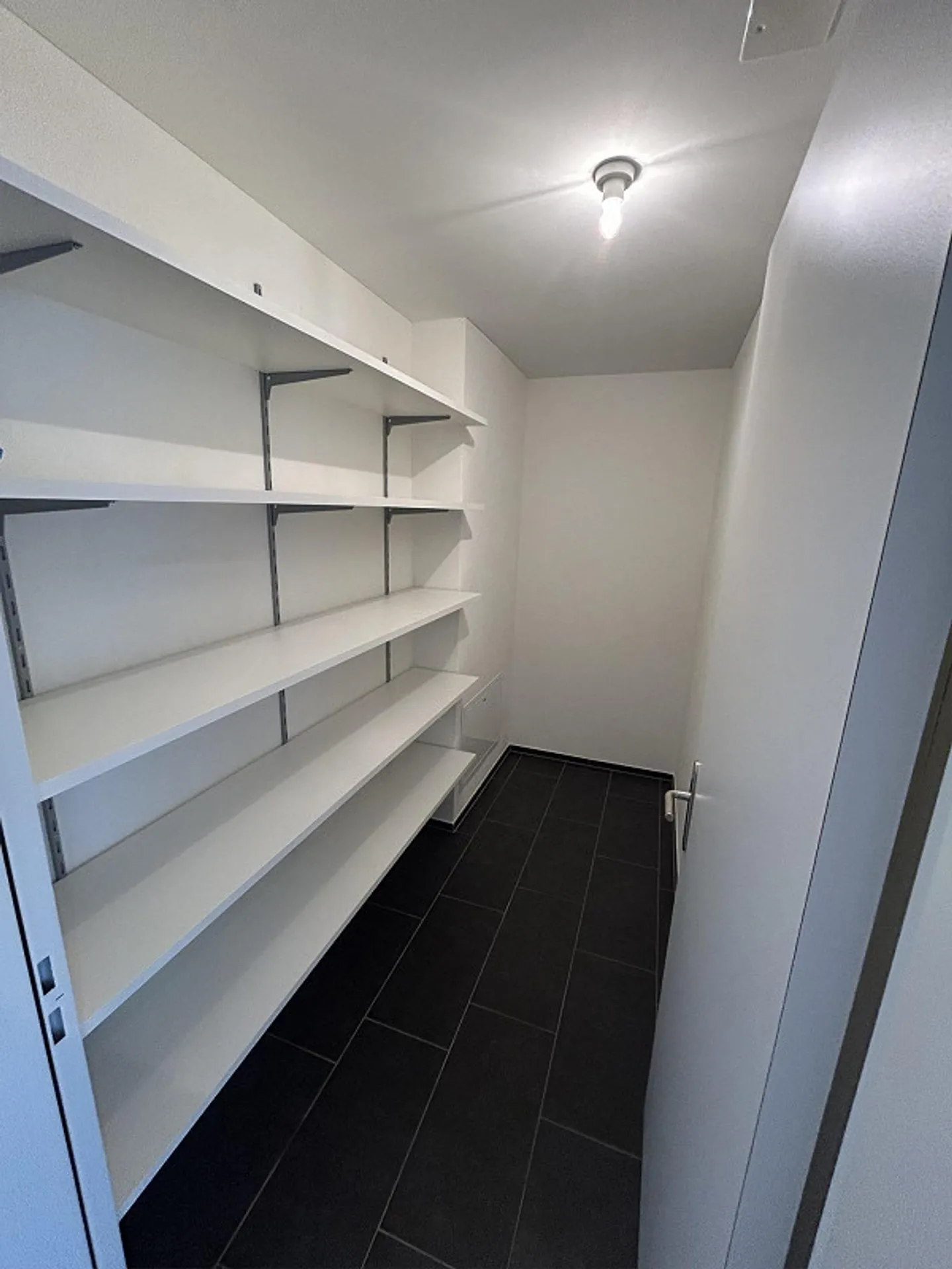 Grosszügige 5.5-Zimmer Wohnung in Ibach - Foto 10 von 17
