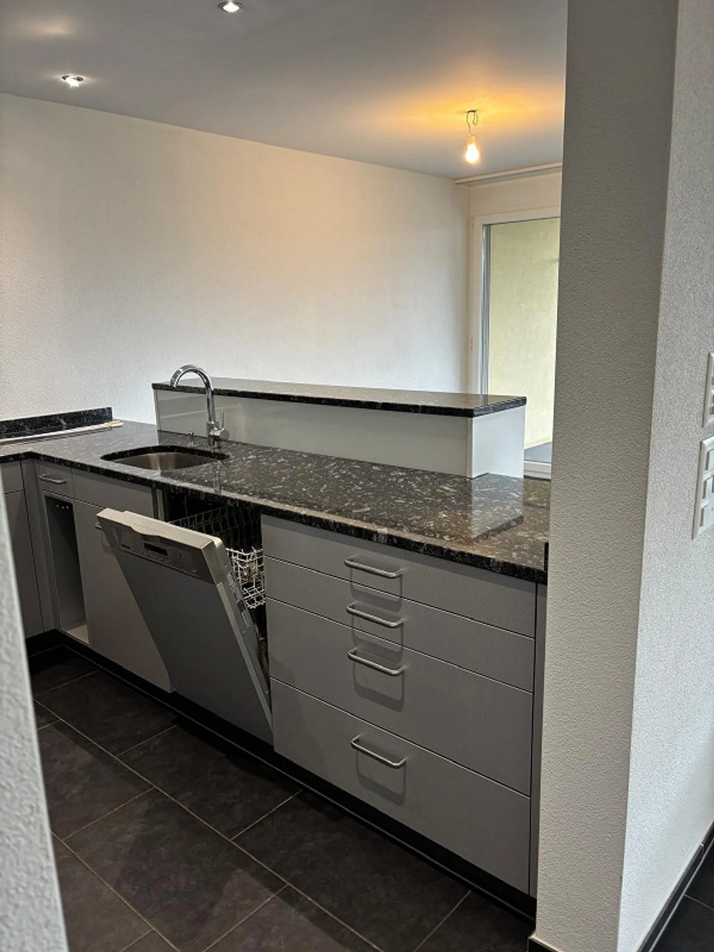 Grosszügige 5.5-Zimmer Wohnung in Ibach - Foto 14 von 17