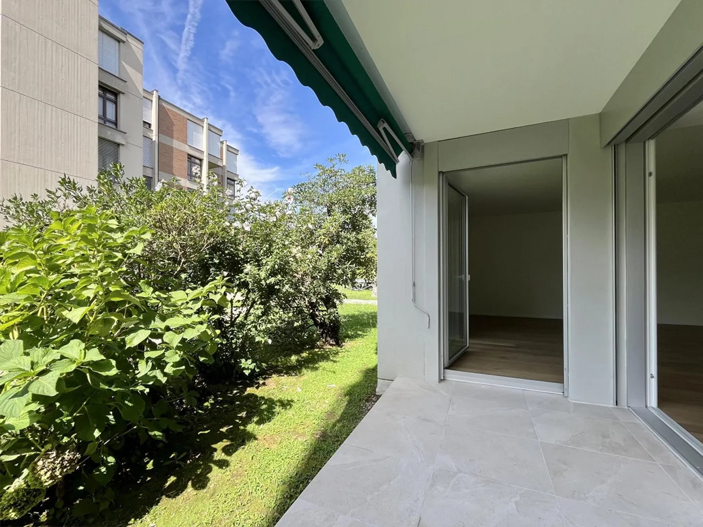 PREMIÈRE LOCATION - 3.5 PIÈCES AVEC DEUX SALLES DE BAINS À SORENGO - Photo 4 sur 10