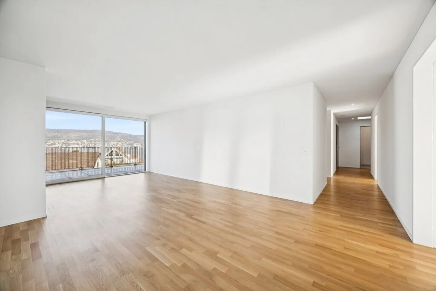 Appartamento attico elegante con vista sul lago - Foto 2 di 6