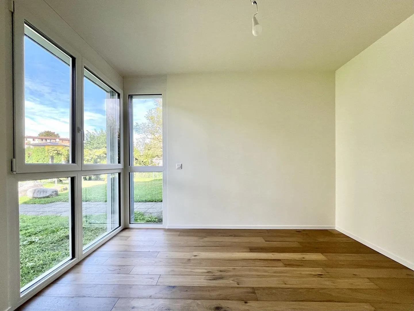 PREMIÈRE LOCATION - 3.5 PIÈCES AVEC DEUX SALLES DE BAINS À SORENGO - Photo 6 sur 10