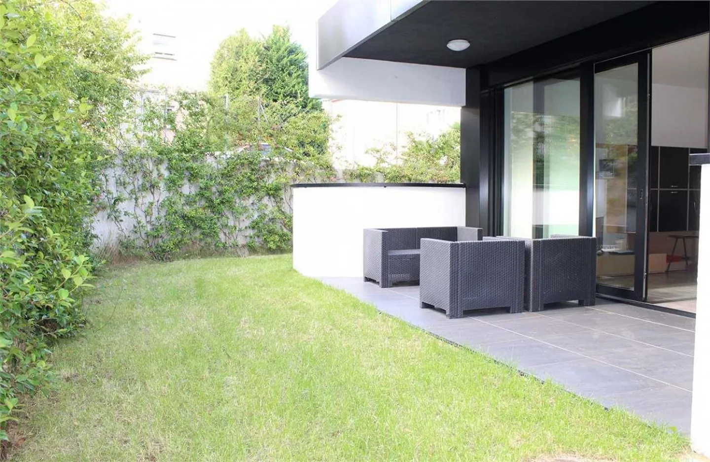 Elegante Wohnung mit Privatgarten in Lugano Pregassona - Foto 2 von 13