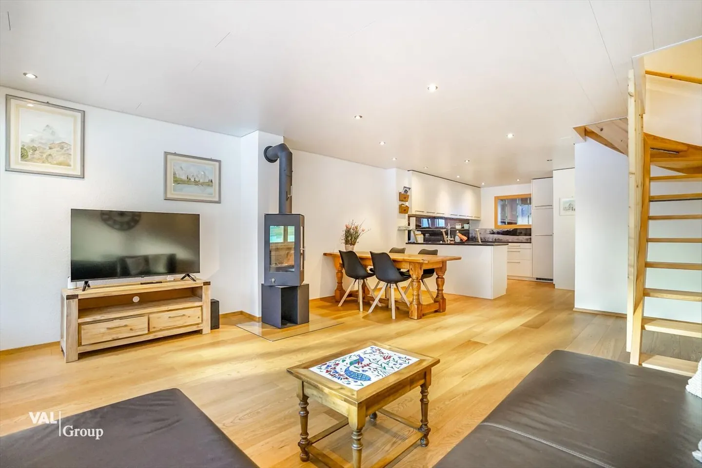 Dreamlike Chalet in Grindelwald in a Top Location - Photo 3 of 13