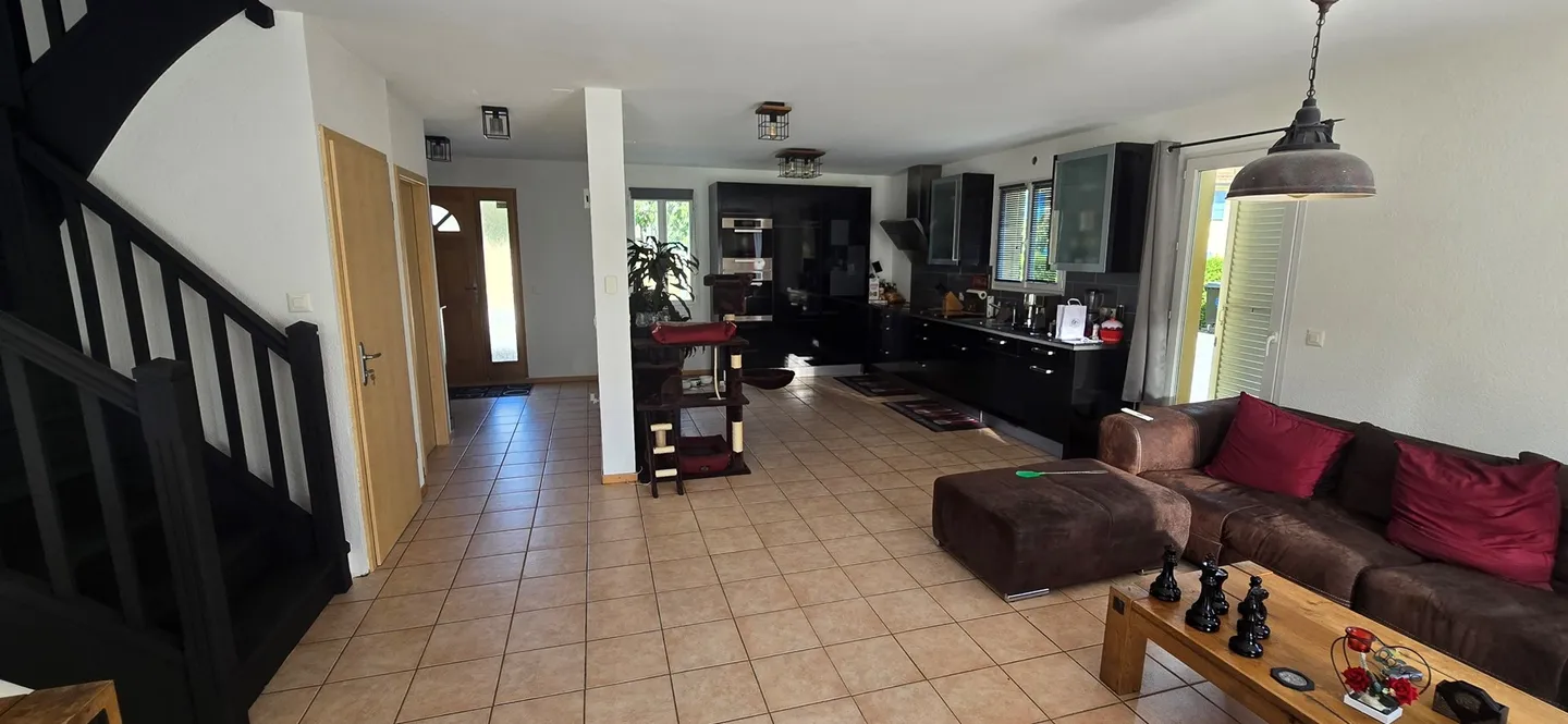 Incantevole Casa A Schiera - Foto 1 di 7