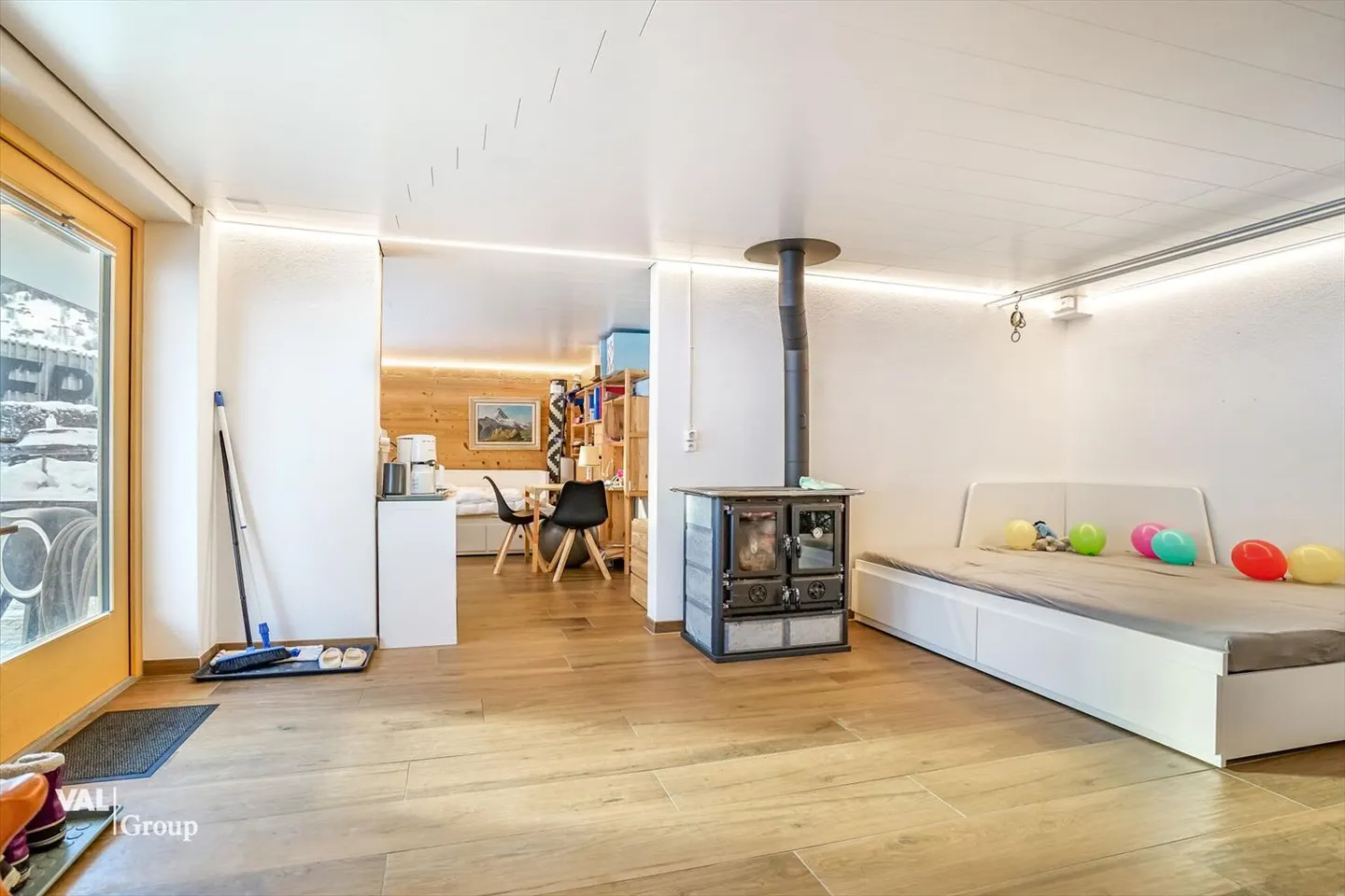 Dreamlike Chalet in Grindelwald in a Top Location - Photo 13 of 13