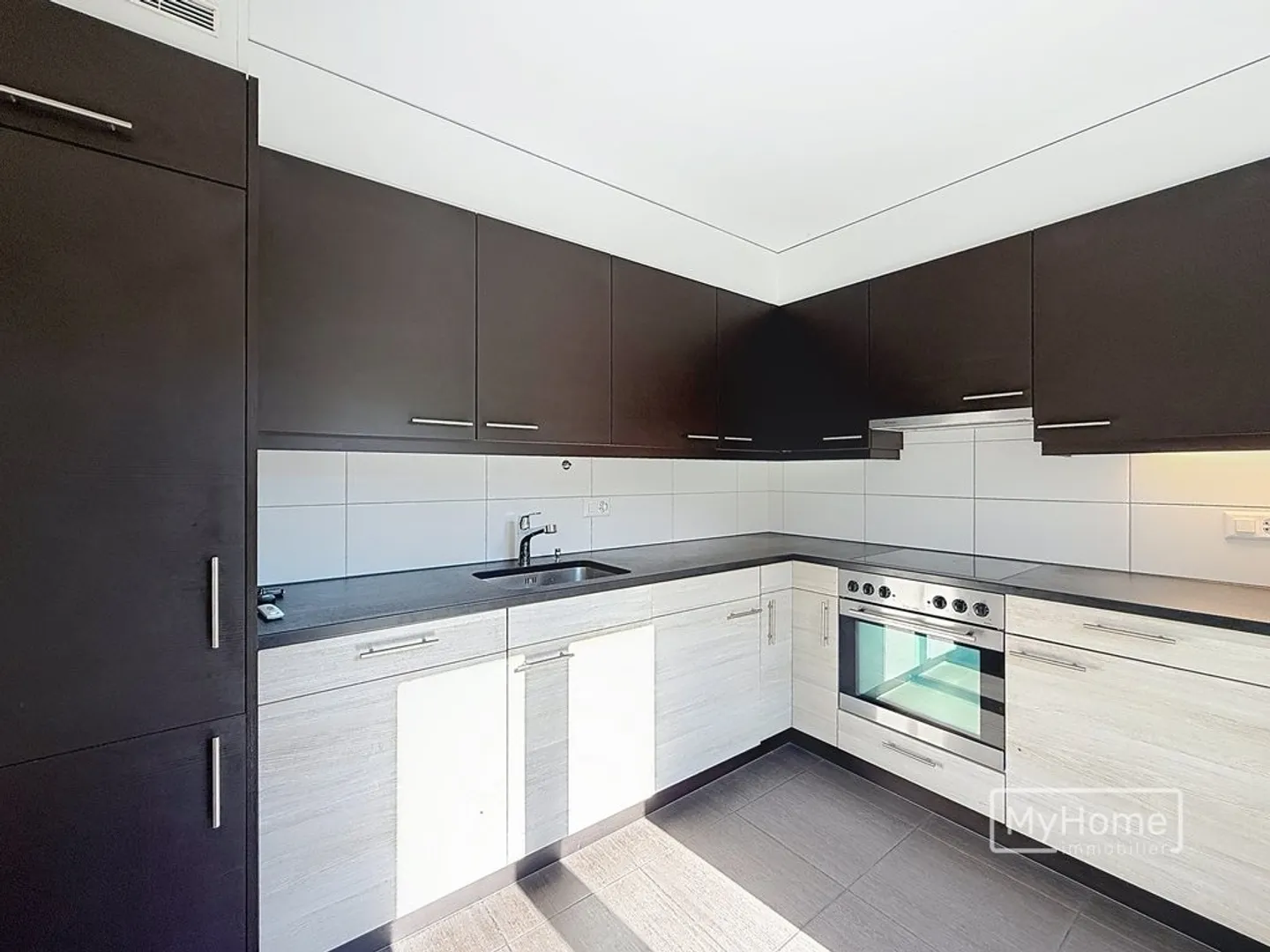 Appartamento 4 locali - Foto 3 di 9