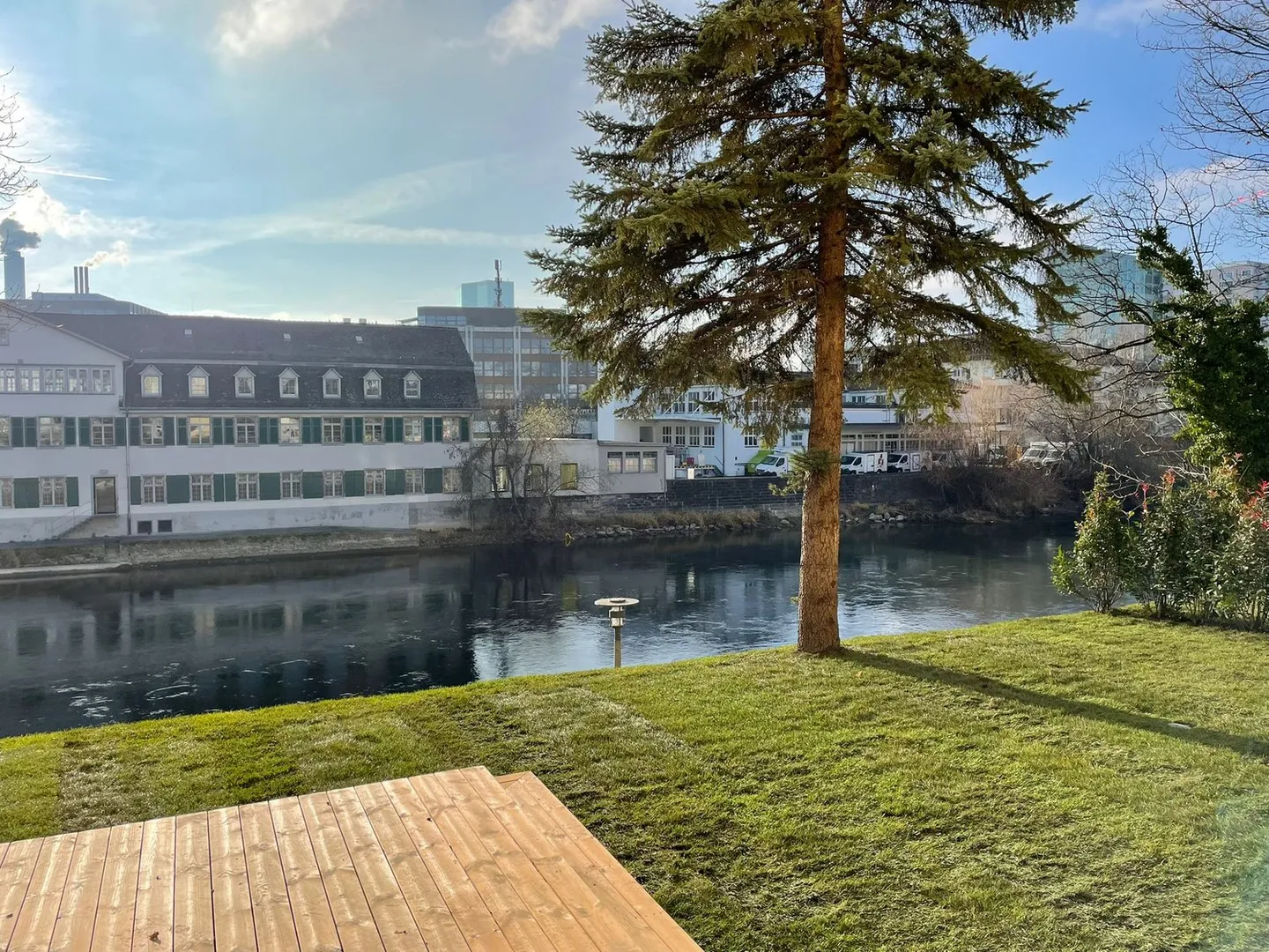 Gartenwohnung direkt an der Limmat in Zürich-Wipkingen - Photo 1 of 12
