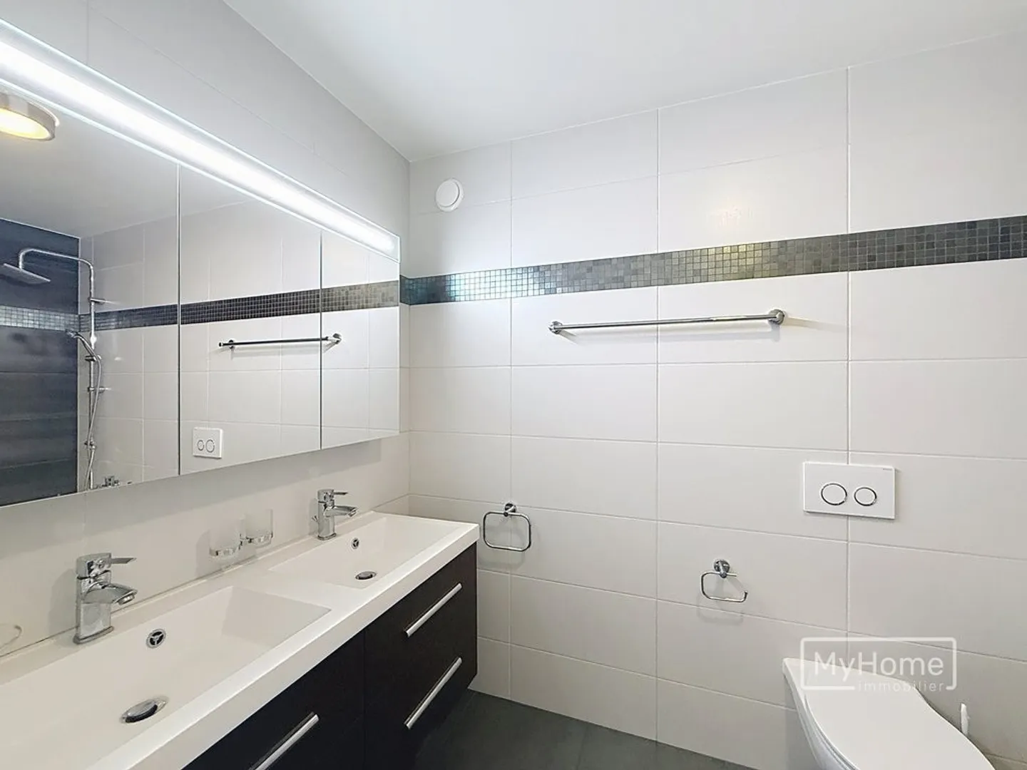 Appartamento 4 locali - Foto 8 di 9