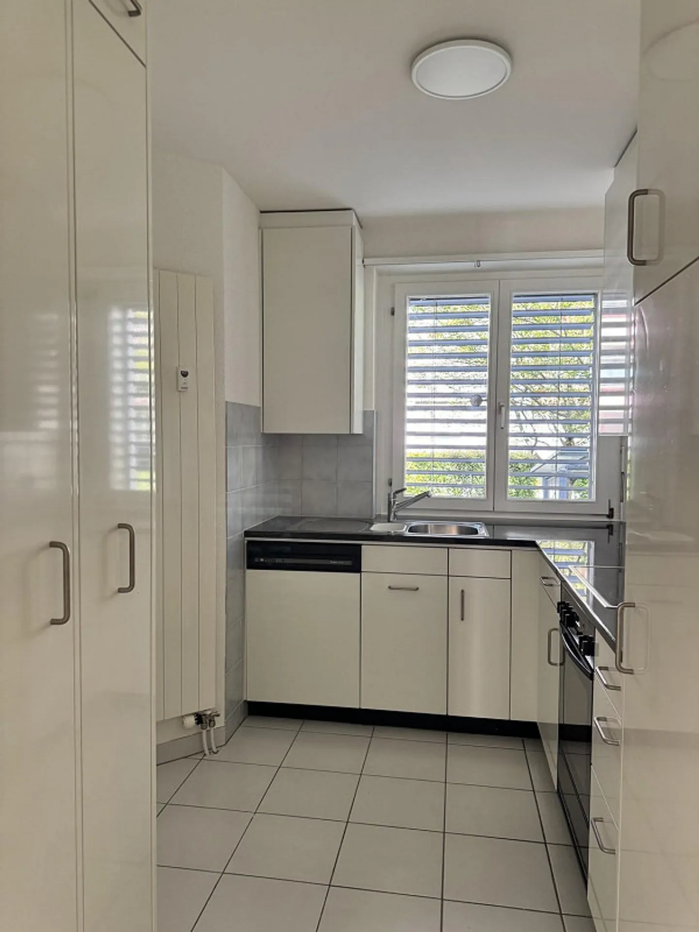 Living in a quiet and central location in Riehen - Photo 7 of 13