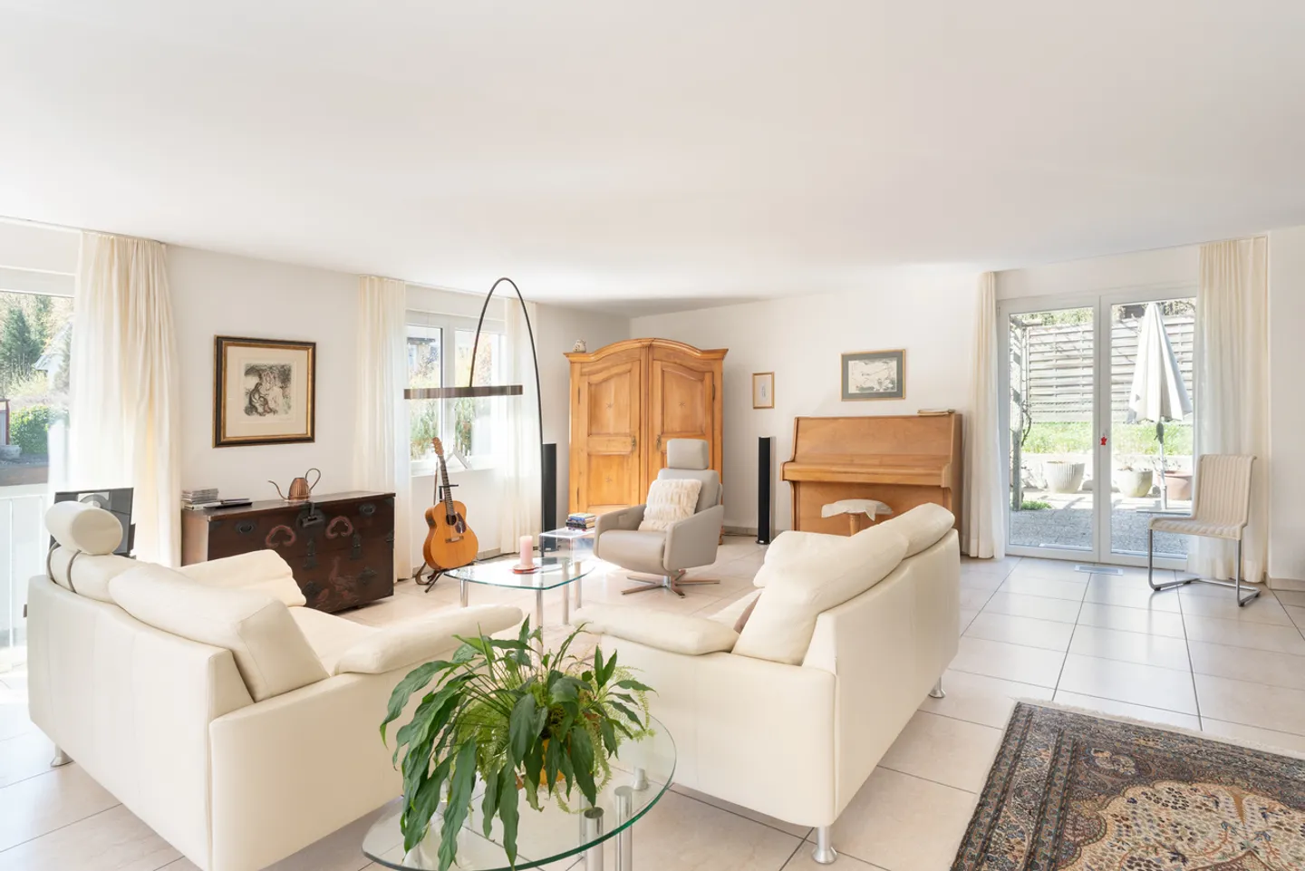 Une maison dans le vert avec beaucoup de vie privée - Photo 3 sur 13