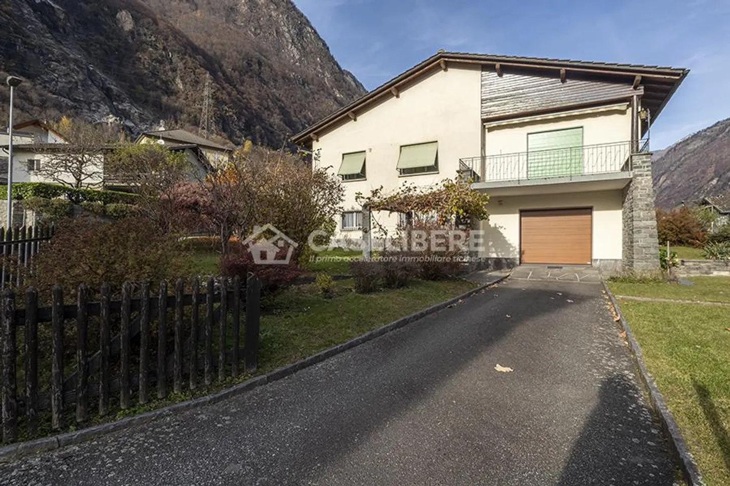MAISON INDIVIDUELLE AVEC JARDIN À LOSTALLO - Photo 1 sur 21