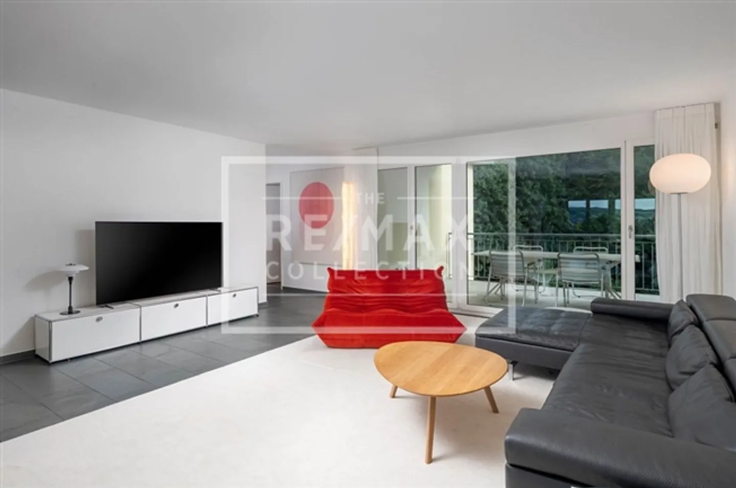 «5.5 Room attic apartment» - Photo 8 sur 13