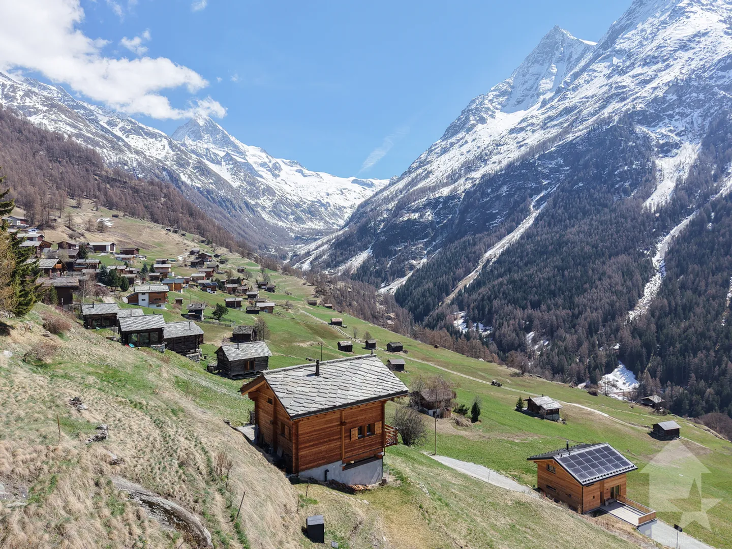 Magnificent chalet in La Forclaz - Photo 1 of 26