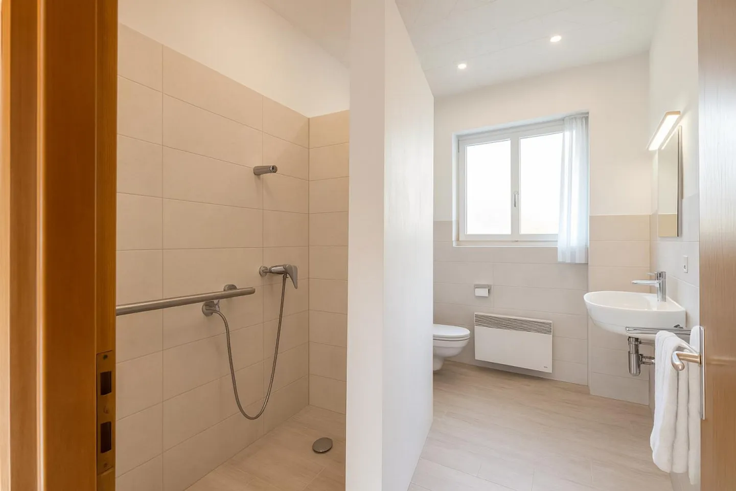 MAISON INDIVIDUELLE AVEC JARDIN À LOSTALLO - Photo 21 sur 21