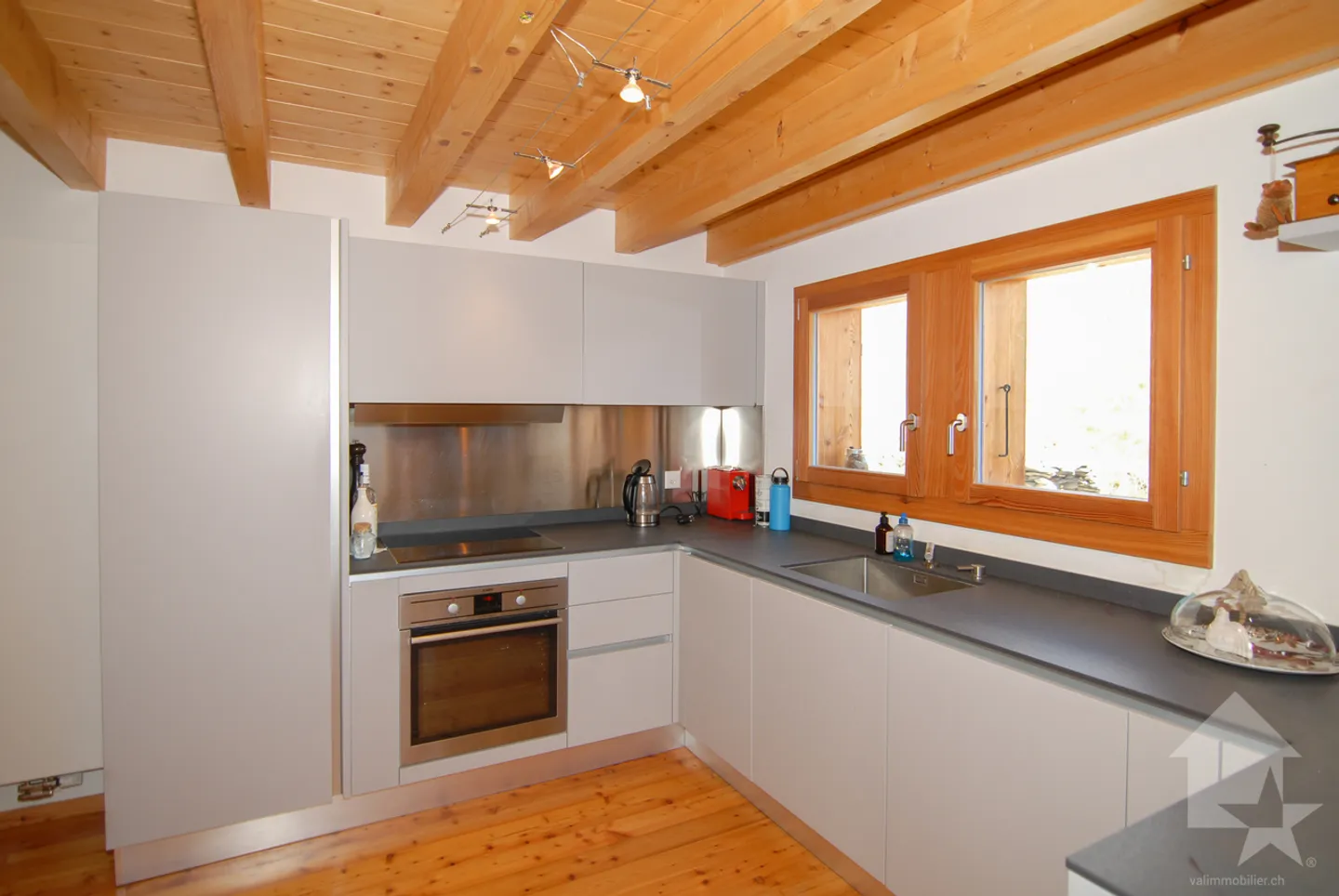 Magnificent chalet in La Forclaz - Photo 6 of 26