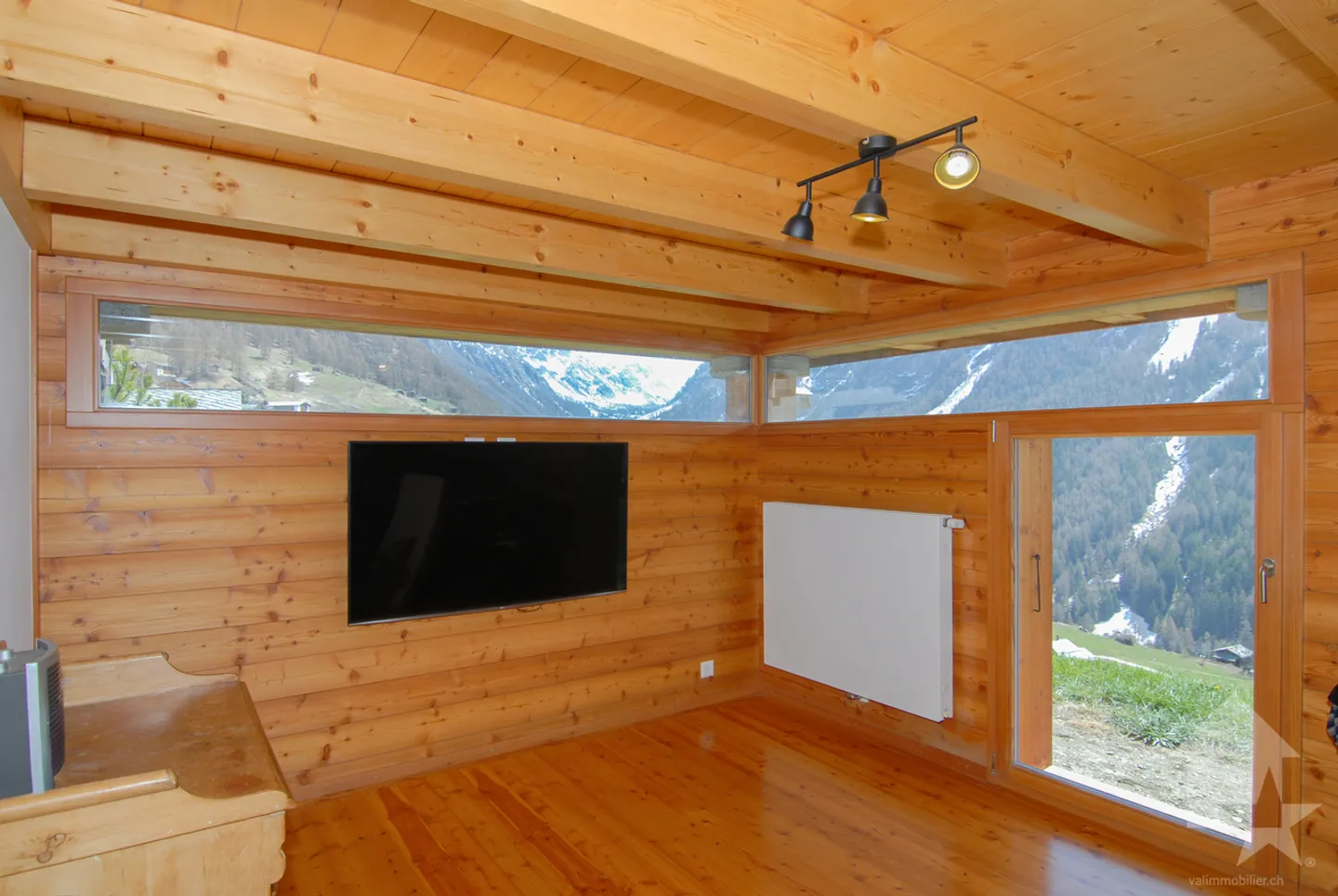 Magnificent chalet in La Forclaz - Photo 15 of 26