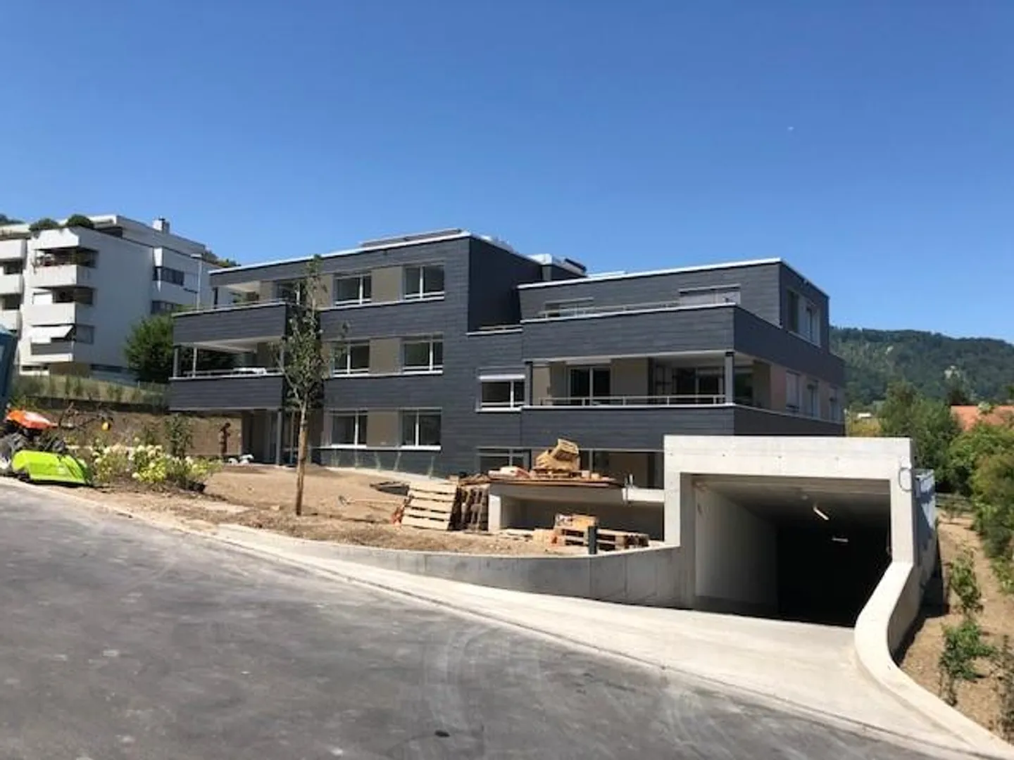 Posti auto in affitto ad Adliswil! - Foto 1 di 1