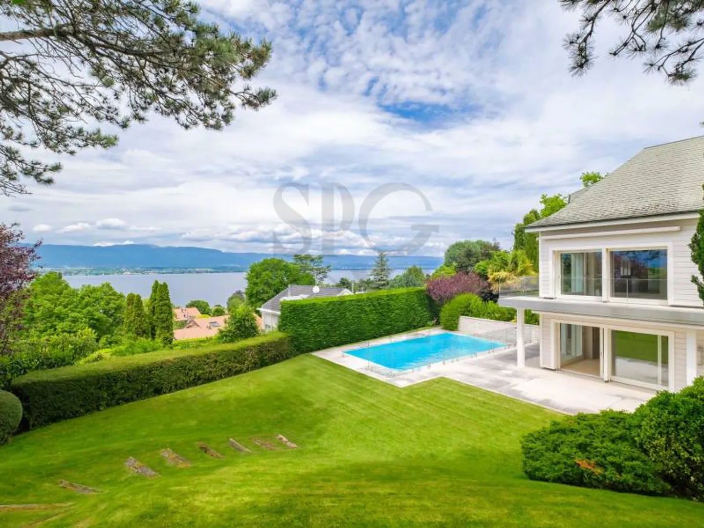 Einfamilienhaus kaufen - Foto 1 von 12