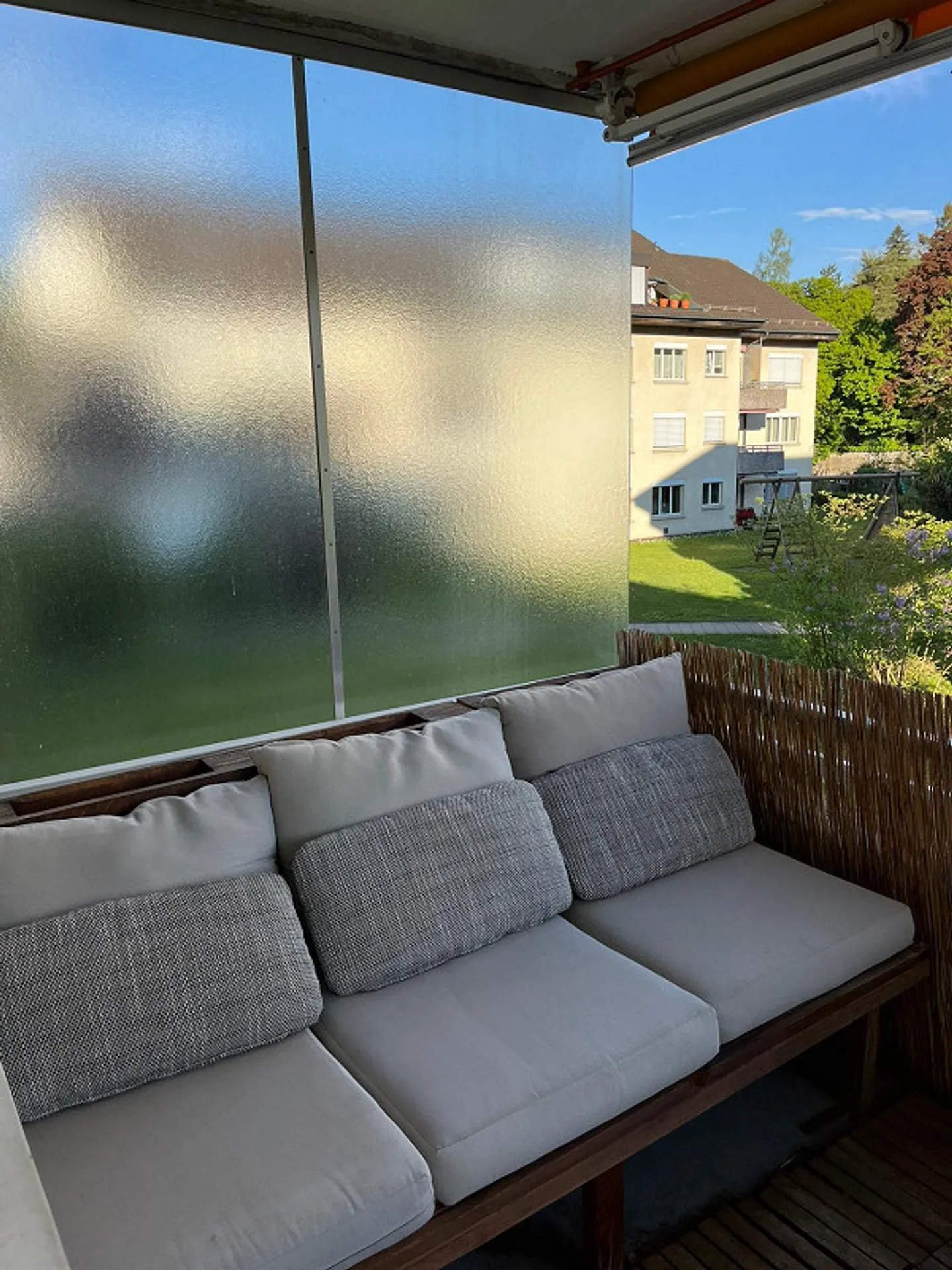 Moderno appartamento con 2 camere e balcone - Foto 5 di 10