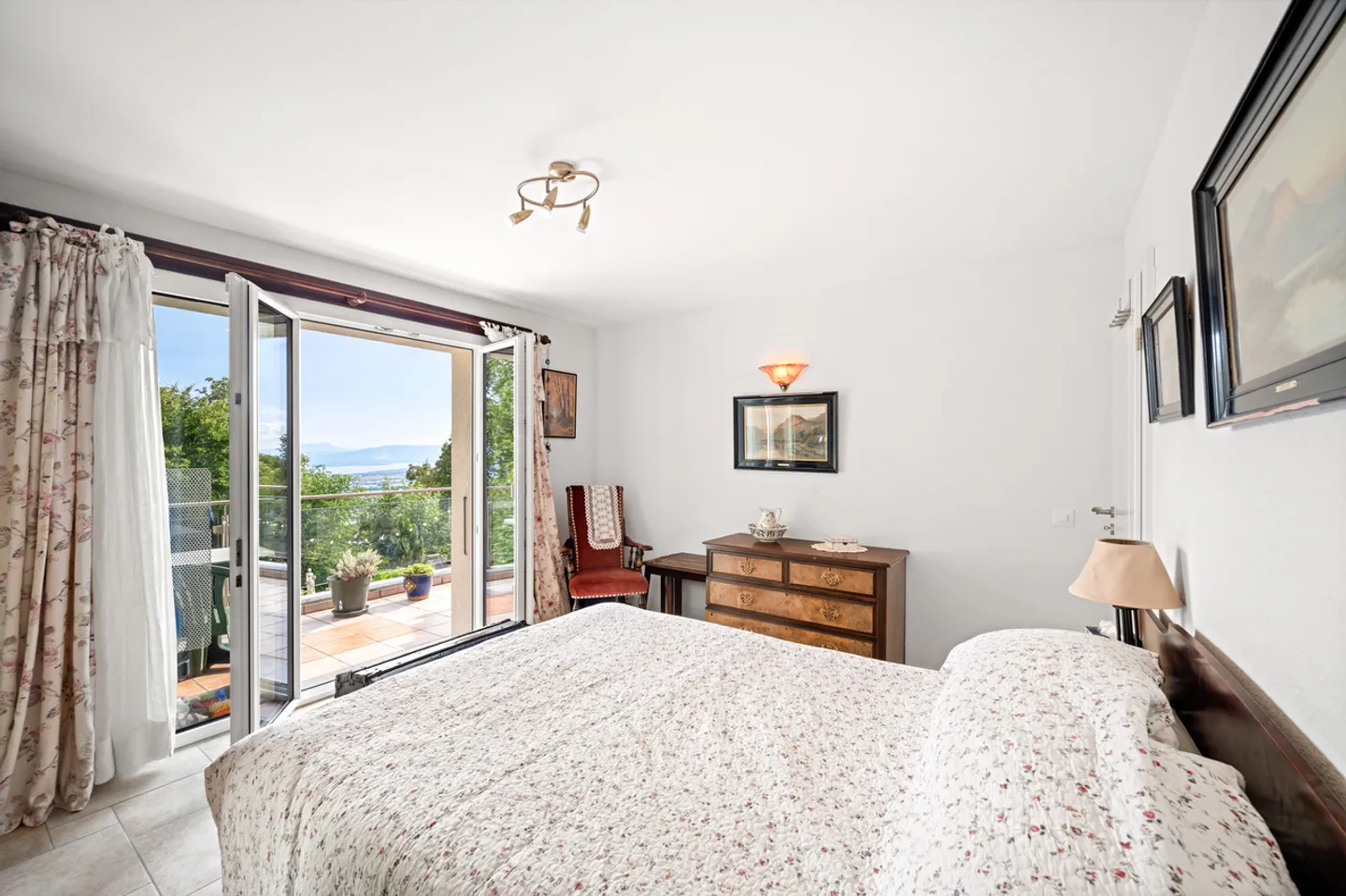 Maison de charme avec vue lac et Mont-Blanc, à Arzier-le-muids - Photo 12 sur 15