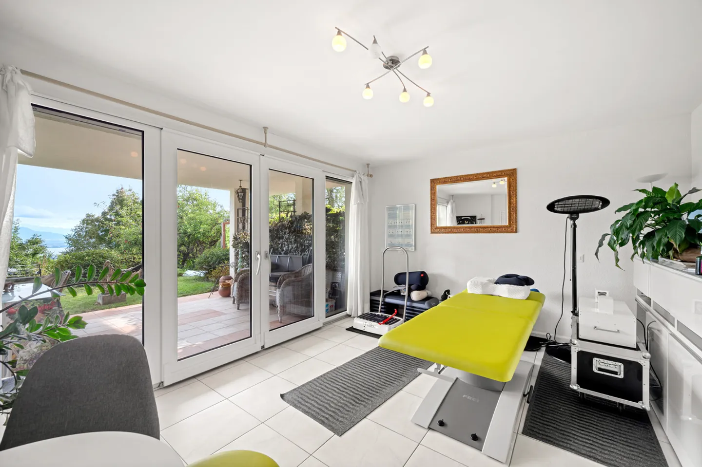 Maison de charme avec vue lac et Mont-Blanc, à Arzier-le-muids - Photo 13 sur 15