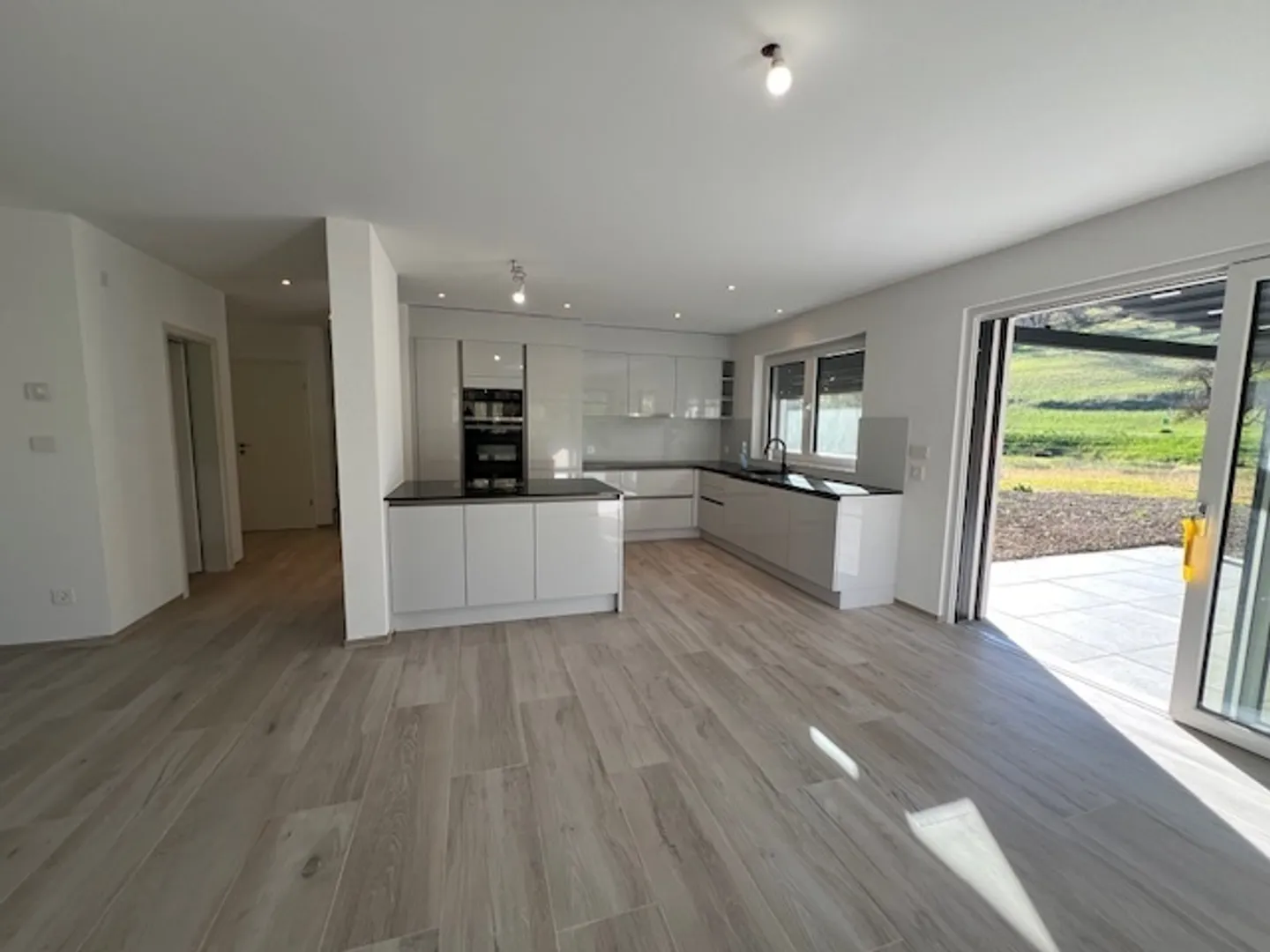 Villa di 6,5 VANI 166 m2 - Foto 7 di 22