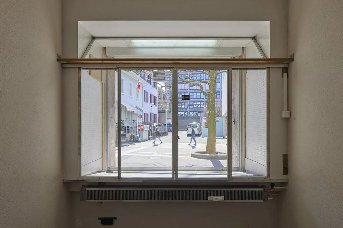 Looking for a commercial space? - Photo 3 of 5