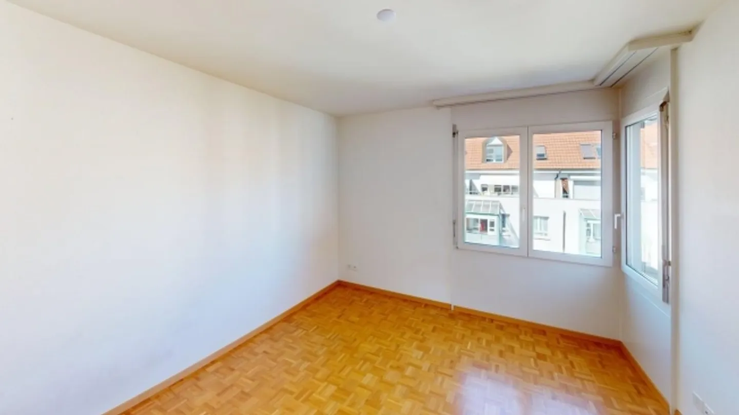 ATTENTION Limited until 15.04.2026: Ideal temporary solution – 3.0 room apartment (maisonette) in Wiedikon - Photo 9 of 12