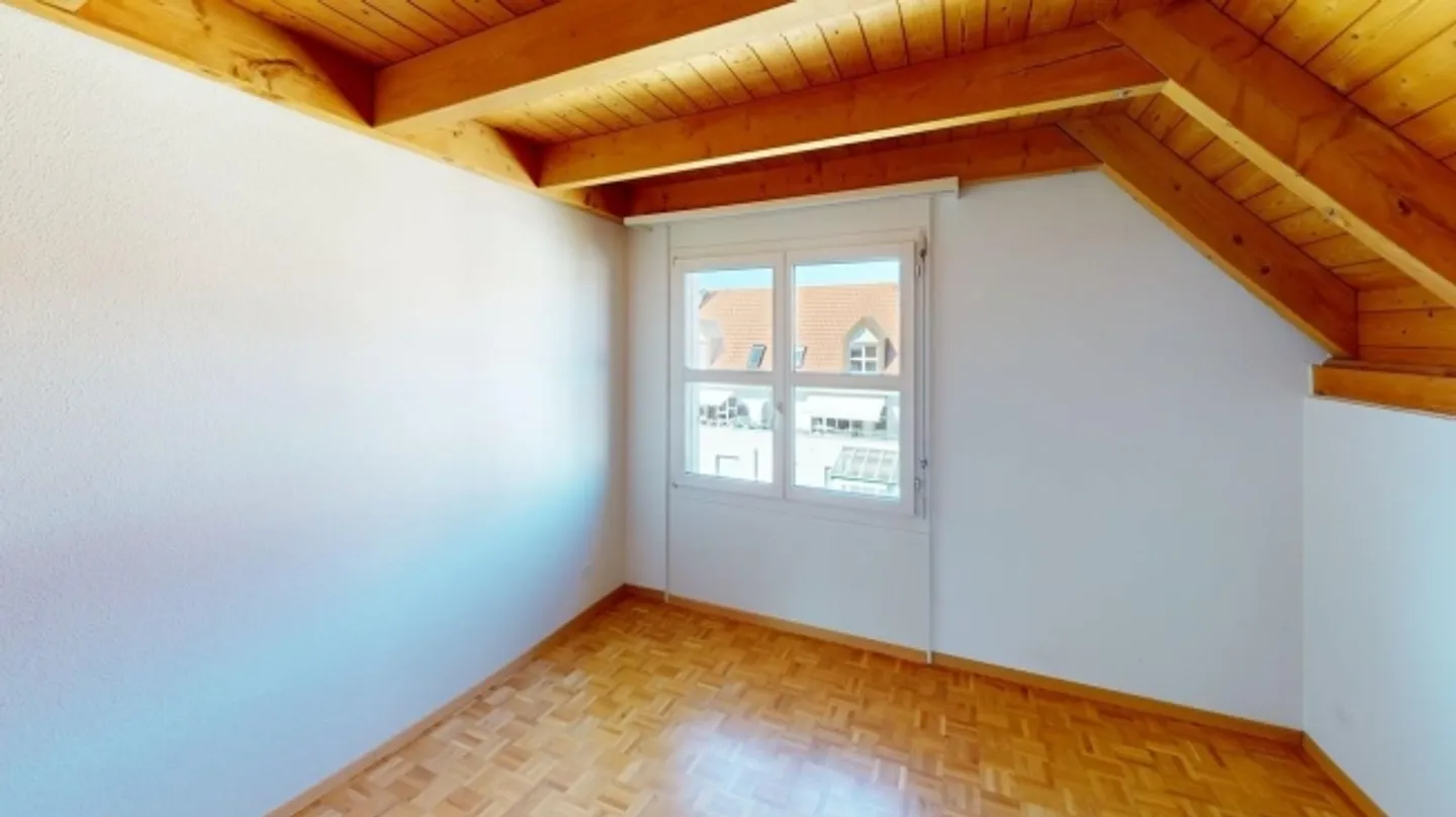 ATTENTION Limited until 15.04.2026: Ideal temporary solution – 3.0 room apartment (maisonette) in Wiedikon - Photo 10 of 12