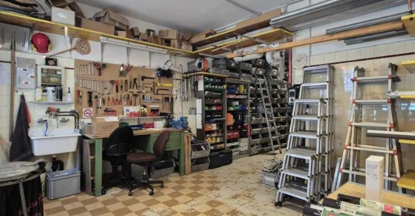 Commercial Property in Pully - Photo 3 of 10