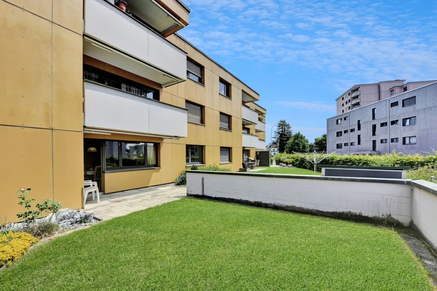 Living with Style, Terrace & Charm - Your New Home in the Heart of Weinfelden - Photo 7 of 19