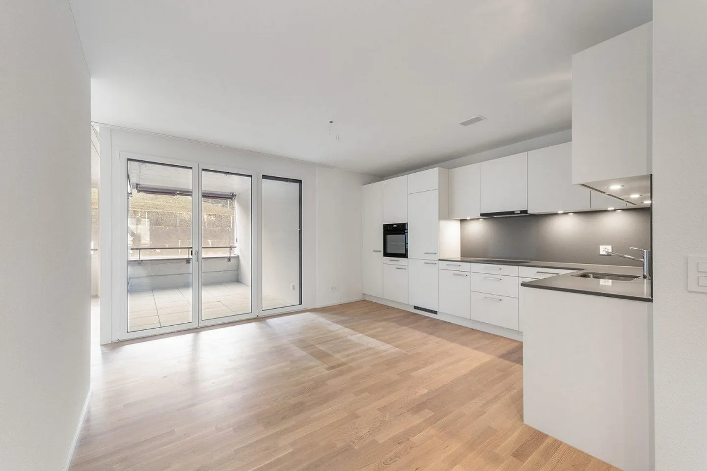 PREMIÈRE LOCATION "AuPark" - Vivre au bord du lac de Zurich - Photo 1 sur 13