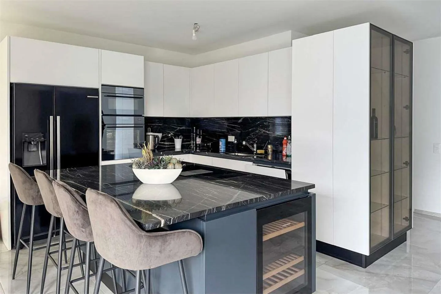 Ascona: 4.5-room penthouse with rooftop - Photo 2 of 6