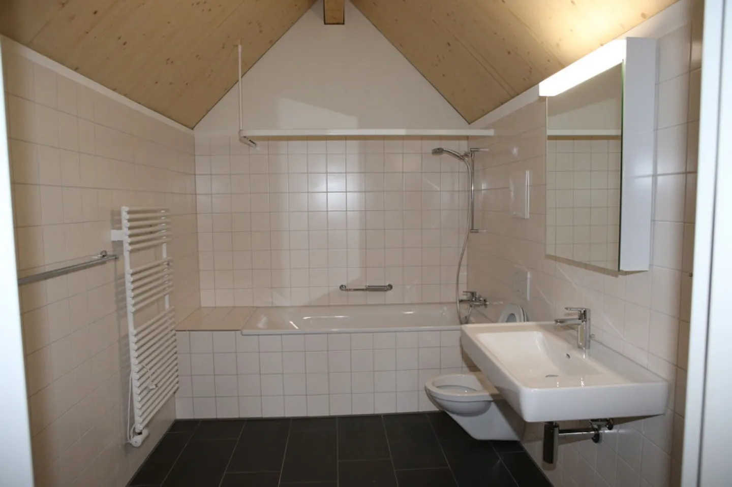 Grosszügige und heimelige Maisonettewohnung in ländlicher Idylle - Foto 16 von 20