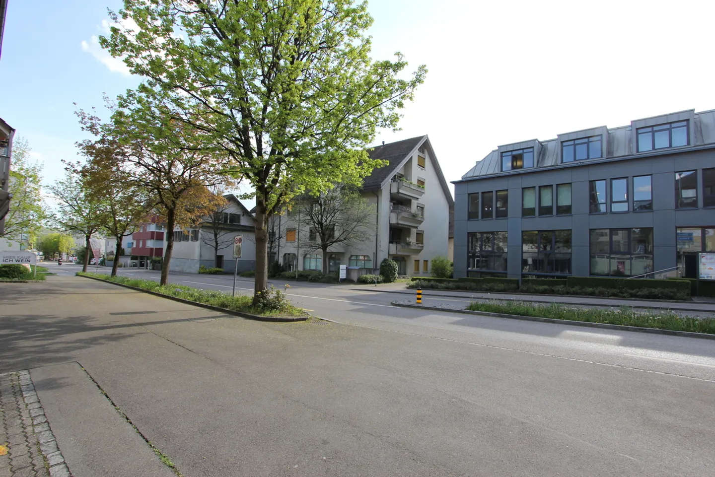 Appartamento centrale 4 stanze a Bülach - Foto 2 di 17