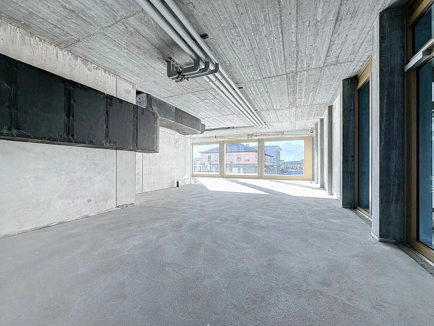 Negozio in affitto - Foto 2 di 5