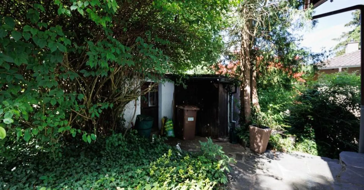 7-room House - Photo 16 of 17