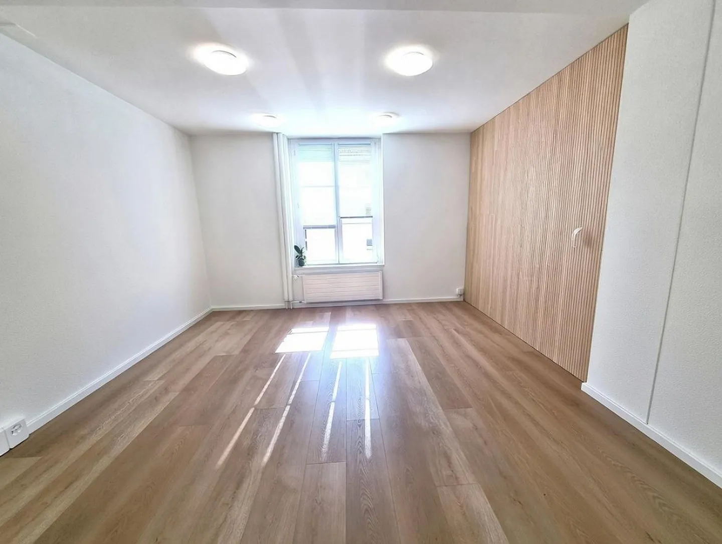 Wohnen mit Charme - im Herzen von Brunnen - Foto 3 von 6