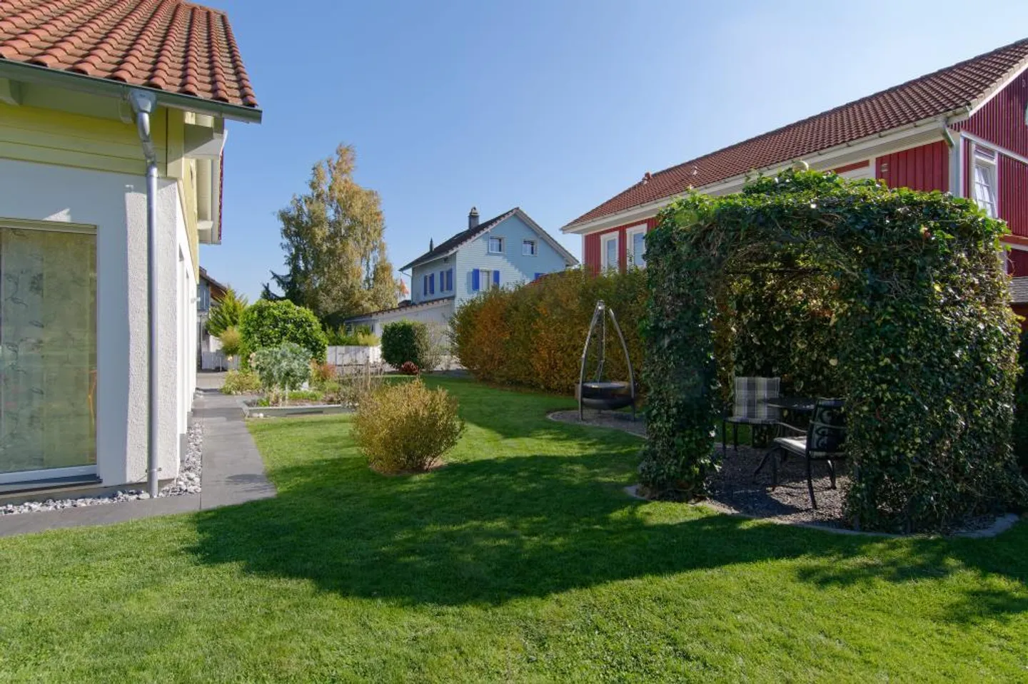 Moderna casa unifamiliare di 4,5 stanze con garage doppio - Foto 2 di 8