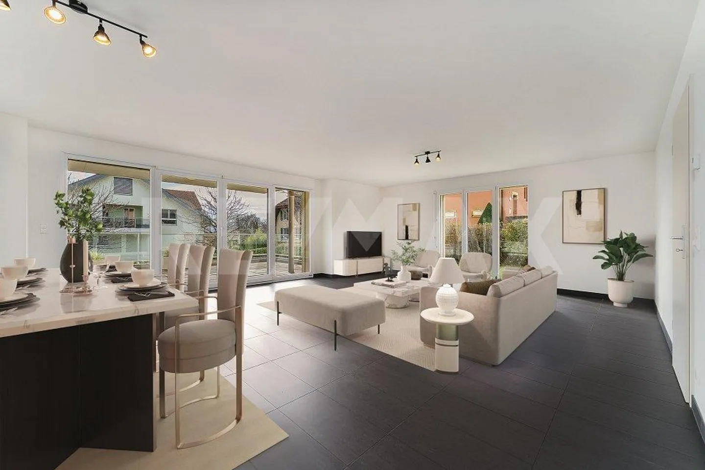 All inclusive: Garden, terrace, private cellar & 3 parking spaces - Photo 2 of 13