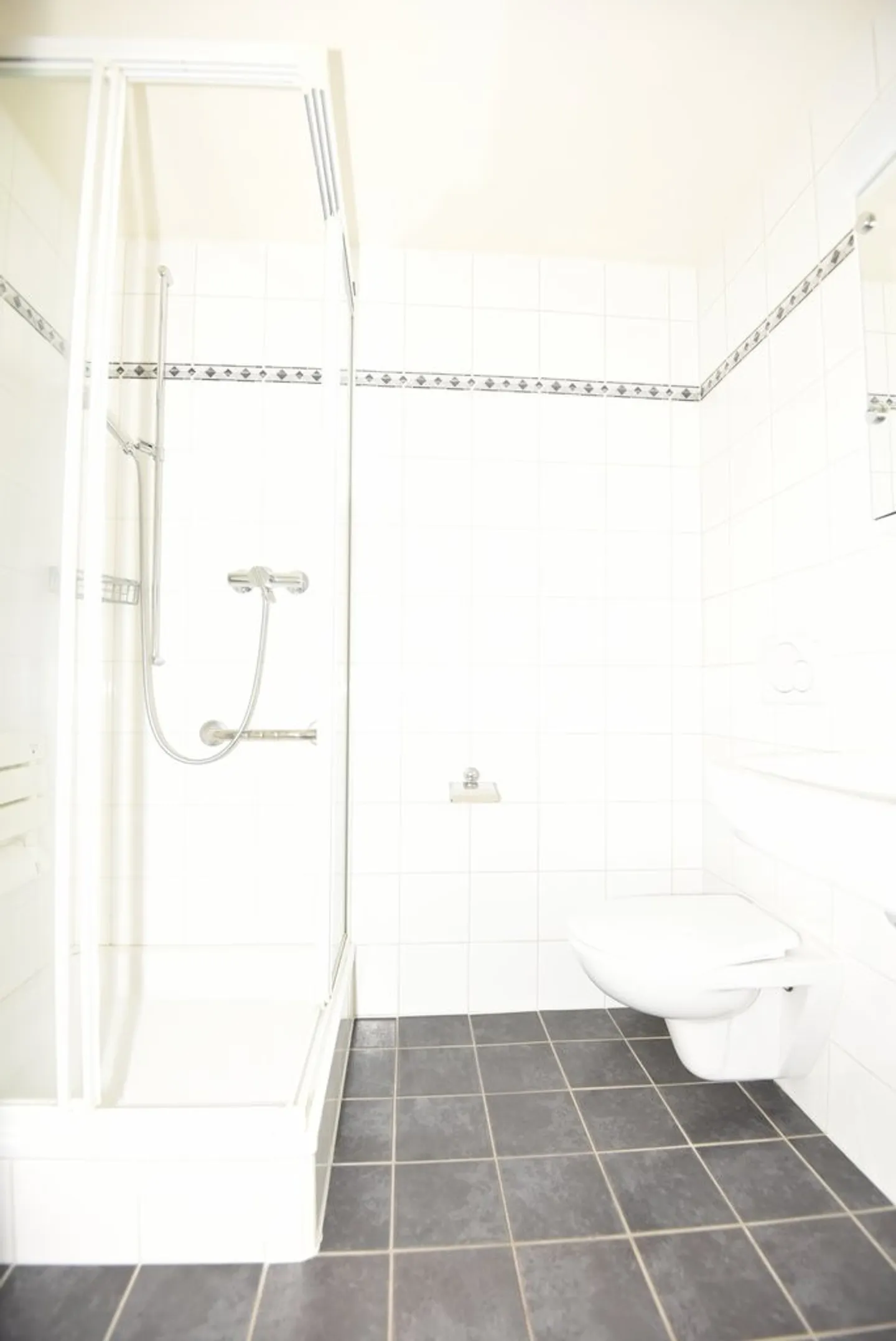 Vue directe sur les montagnes, près du centre-ville - Photo 4 sur 5