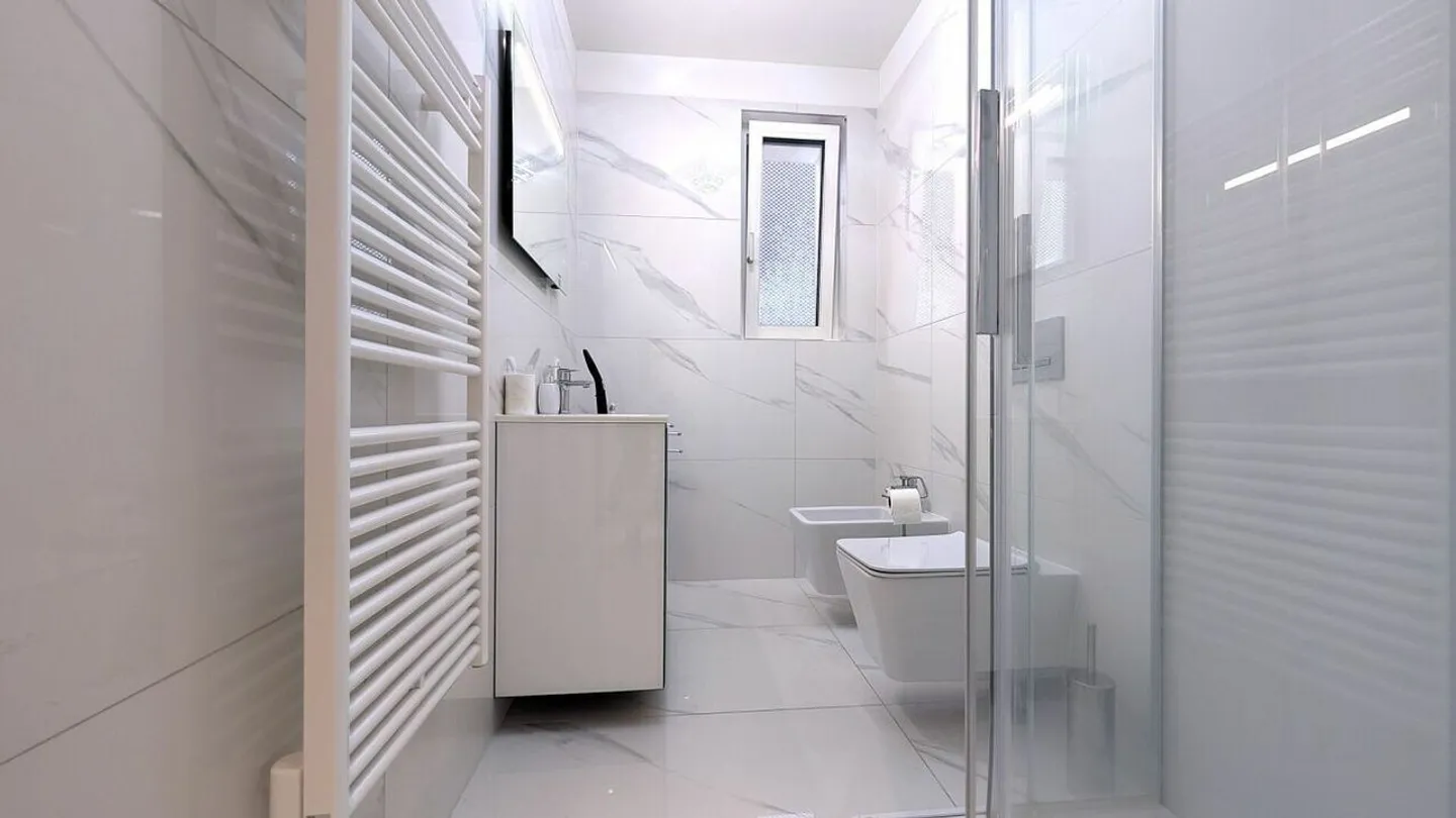 Elegante 2.5 locali arredato in palazzina moderna - Foto 6 di 6