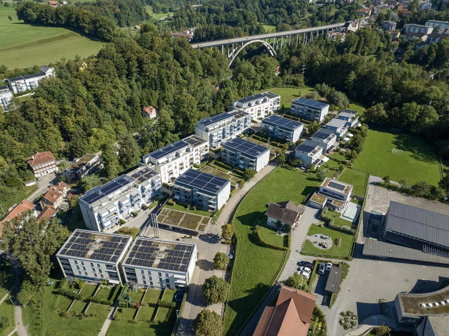 Familienfreundliche Wohnung im Grünen - Foto 1 von 9